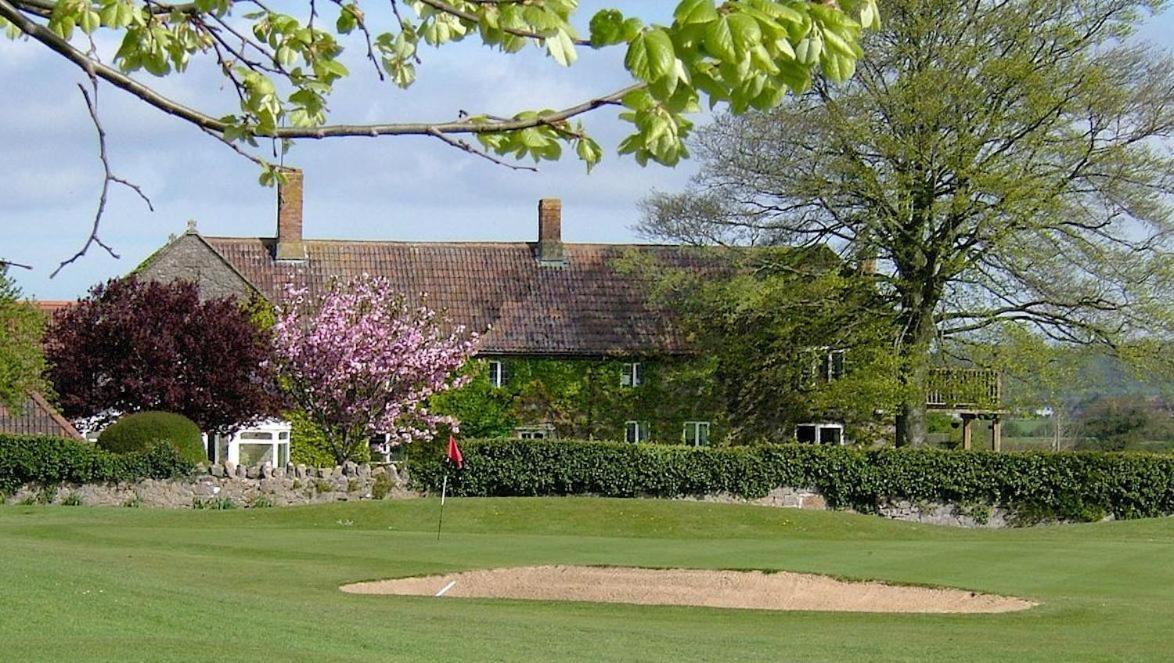 Mendip Spring Golf And Country Club Pensionat Churchill  Eksteriør billede